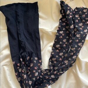Anthropologie women’s Floral Black tights excellent condition size small